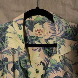 Brooks Brothers red fleece hawaiiin shirt size L